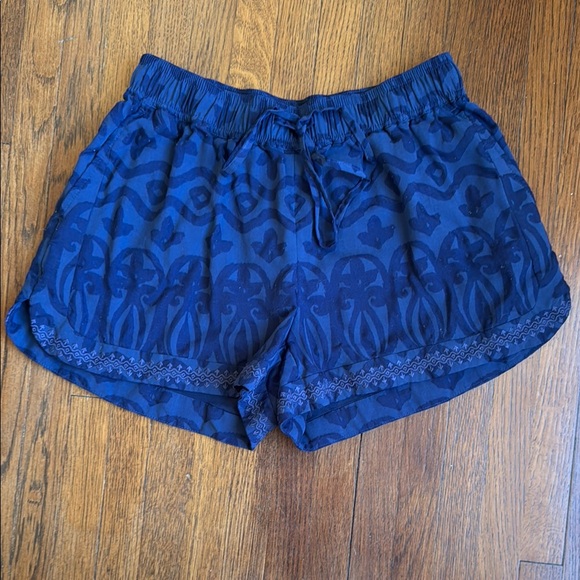 Vineyard Vines Pants - Vineyard vine women’s nave beach print shorts, size XS